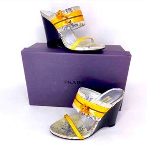 🎯 SOLD🎯 
Prada Wedge Slip on Sandals